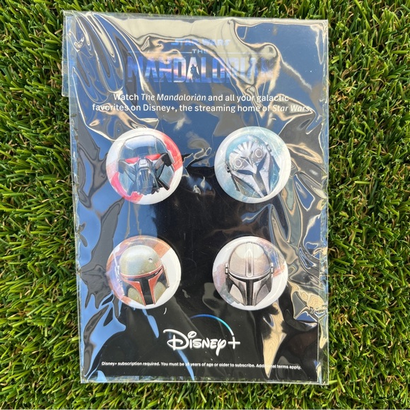 Disneyland Star Wars Nite The Book of Boba Fett The Mandalorian Pins Postcards - Picture 2 of 4